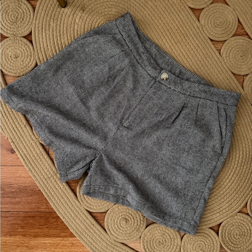 SHEIN Gray Herringbone Women's Shorts